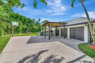 10300 Prestwick Road, Boynton Beach, FL 33436 - Photo 13