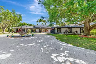10300 Prestwick Rd, Boynton Beach, FL 33436 - Photo 11
