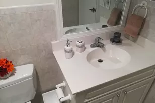 9420 S Hollybrook Lake Dr, Pembroke Pines, FL 33025 - Photo 21