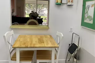 811 S Hollybrook Dr, Pembroke Pines, FL 33025 - Photo 9