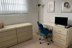 811 S Hollybrook Dr, Pembroke Pines, FL 33025 - Photo 19