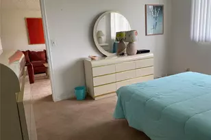 811 S Hollybrook Dr, Hollywood, FL 33025 - Photo 11