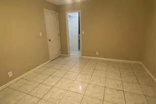 5709 NW 27th Ct, Fort Lauderdale, FL 33313 - Photo 13