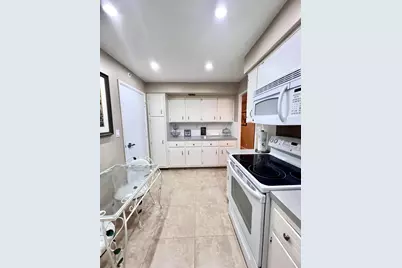 3300 NE 36th Street #518, Fort Lauderdale, FL 33308 - Photo 9