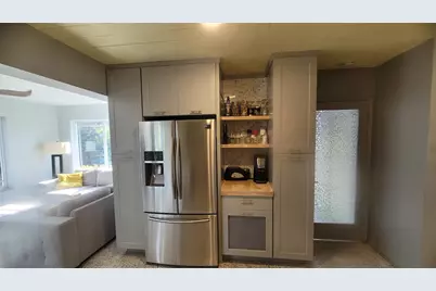 818 NW 28th Court, Fort Lauderdale, FL 33311 - Photo 5