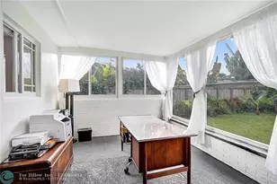 818 NW 28th Ct, Fort Lauderdale, FL 33311 - Photo 17