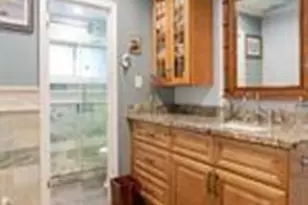 1323 NE 28th Ave, Pompano Beach, FL 33062 - Photo 23