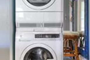 1323 NE 28th Ave, Pompano Beach, FL 33062 - Photo 27