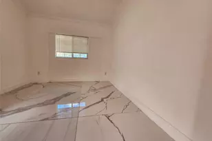 1570 NE 159th St, North Miami Beach, FL 33162 - Photo 13