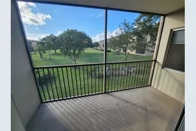 1650 SW 124th Terrace #209D, Pembroke Pines, FL 33027 - Photo 7