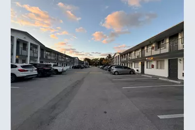 1814 E Oakland Park Boulevard #49, Fort Lauderdale, FL 33306 - Photo 1