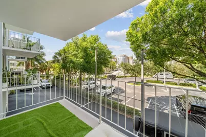 800 SE 4th Street #104, Fort Lauderdale, FL 33301 - Photo 9