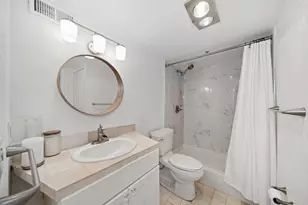 800 SE 4th St, Fort Lauderdale, FL 33301 - Photo 13