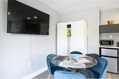 1020 N Victoria Park Road #23, Fort Lauderdale, FL 33304 - Photo 5