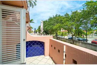 2005 Oceanwalk Terrace #300, Pompano Beach, FL 33062 - Photo 17