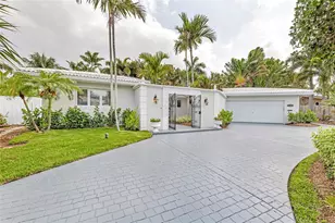 2840 NE 26th Ct, Fort Lauderdale, FL 33306 - Photo 3