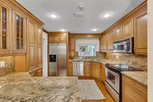 2840 NE 26th Ct, Fort Lauderdale, FL 33306 - Photo 25