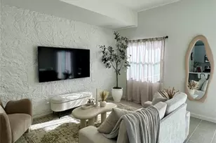 2526 Pierce St, Hollywood, FL 33020 - Photo 5