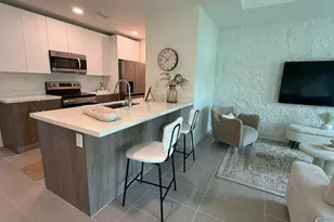 2526 Pierce St, Hollywood, FL 33020 - Photo 3