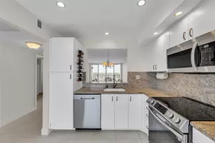 521 N Riverside Dr, Pompano Beach, FL 33062 - Photo 35