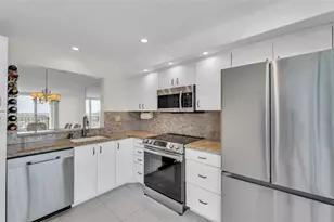 521 N Riverside Dr, Pompano Beach, FL 33062 - Photo 33