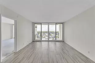 521 N Riverside Dr, Pompano Beach, FL 33062 - Photo 23