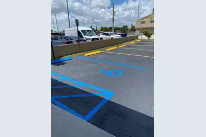 2430 NW 19th Street, Fort Lauderdale, FL  - Photo 5