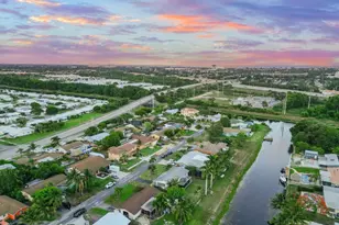 1034 SW 24th Ave, Boynton Beach, FL 33426 - Photo 21