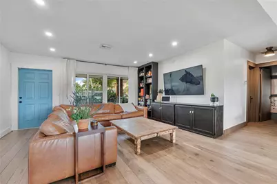 1034 SW 24th Avenue, Boynton Beach, FL 33426 - Photo 3