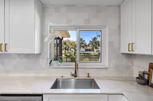 1034 SW 24th Ave, Boynton Beach, FL 33426 - Photo 9