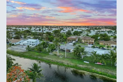 1034 SW 24th Avenue, Boynton Beach, FL 33426 - Photo 19