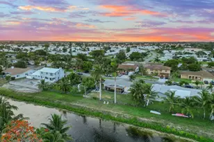 1034 SW 24th Ave, Boynton Beach, FL 33426 - Photo 19