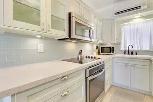 2508 Bay Dr, Pompano Beach, FL 33062 - Photo 19