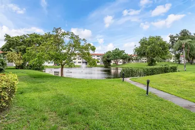 820 S Hollybrook Drive #101, Hollywood, FL 33025 - Photo 17