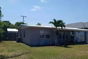 811 S Broadway, Lantana, FL 33462 - Photo 3