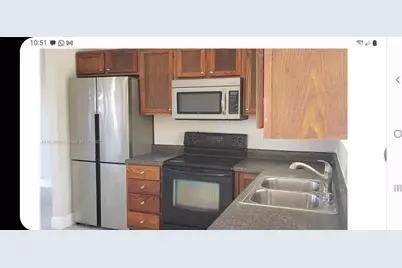 811 S Broadway, Lantana, FL 33462 - Photo 9