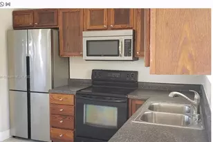 811 S Broadway, Lantana, FL 33462 - Photo 9