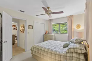 1577 NE 49th St, Oakland Park, FL 33334 - Photo 21