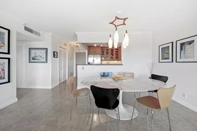 340 Sunset Drive #806, Fort Lauderdale, FL 33301 - Photo 5