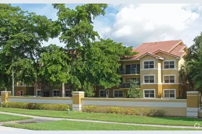 9001 Wiles Road, Pompano Beach, FL 33067 - Photo 3