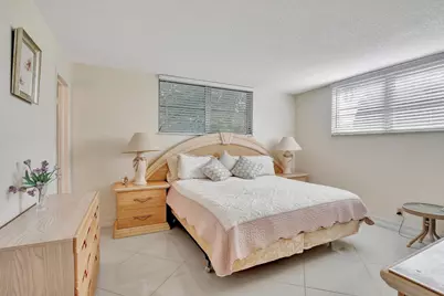 8930 S Hollybrook Boulevard #201, Pembroke Pines, FL 33025 - Photo 5