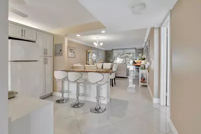 8930 S Hollybrook Boulevard #201, Pembroke Pines, FL 33025 - Photo 3