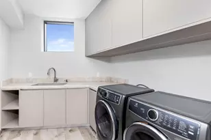 34 Minnetonka Rd, Sea Ranch Lakes, FL 33308 - Photo 41