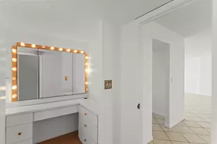 137 Golden Isles Dr, Hallandale Beach, FL 33009 - Photo 53