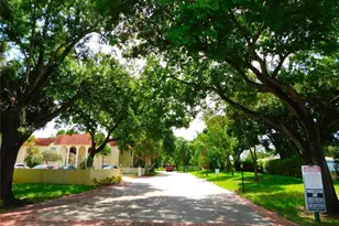 128 S Cypress Rd, Pompano Beach, FL 33060 - Photo 3