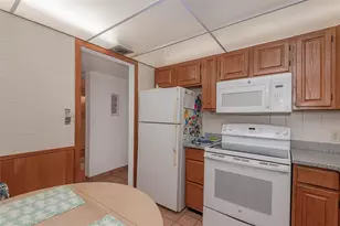 128 S Cypress Rd, Pompano Beach, FL 33060 - Photo 17