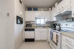 671 S Hollybrook Dr, Hollywood, FL 33025 - Photo 9