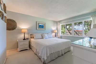 671 S Hollybrook Drive #306, Pembroke Pines, FL 33025 - Photo 5