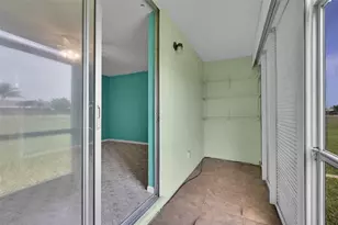 9121 Sunrise Lakes Blvd, Sunrise, FL 33322 - Photo 13