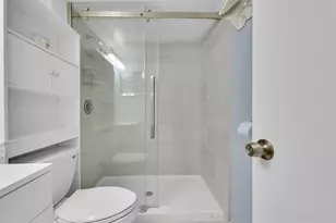 9121 Sunrise Lakes Blvd, Sunrise, FL 33322 - Photo 9